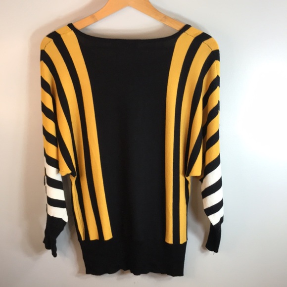 Carol Rose Striped Sweater Size Small - Picture 5 of 7